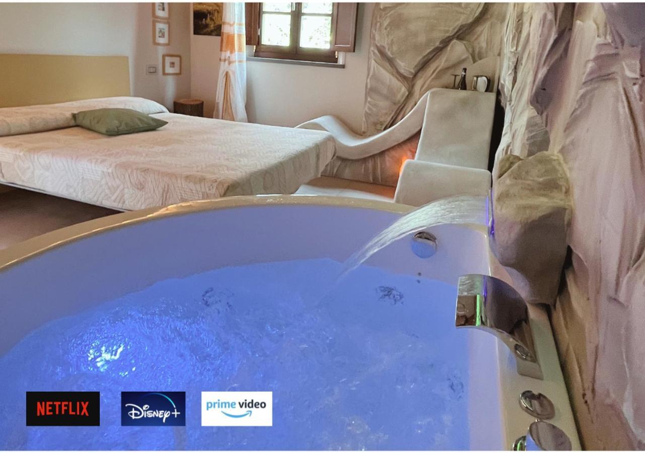 Podere Raffanna Ecologic House Massa e Cozzile Стая снимка