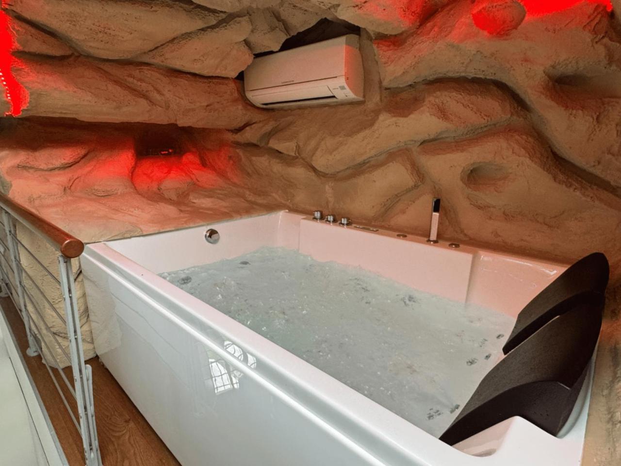 Podere Raffanna Ecologic House Massa e Cozzile Екстериор снимка